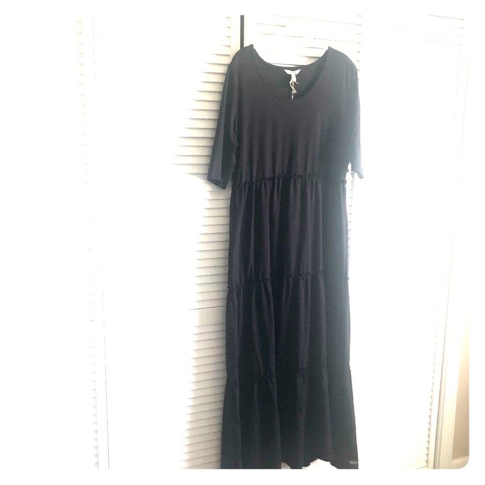 NWT Matilda Jane sleeve Maxi dress, black tiers